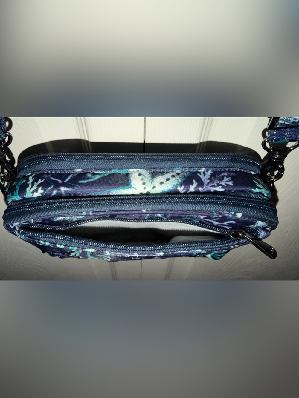 Lug Roundabout Crossbody Bag with Belt Loops and Built- In Wallet - Picture 5 of 14